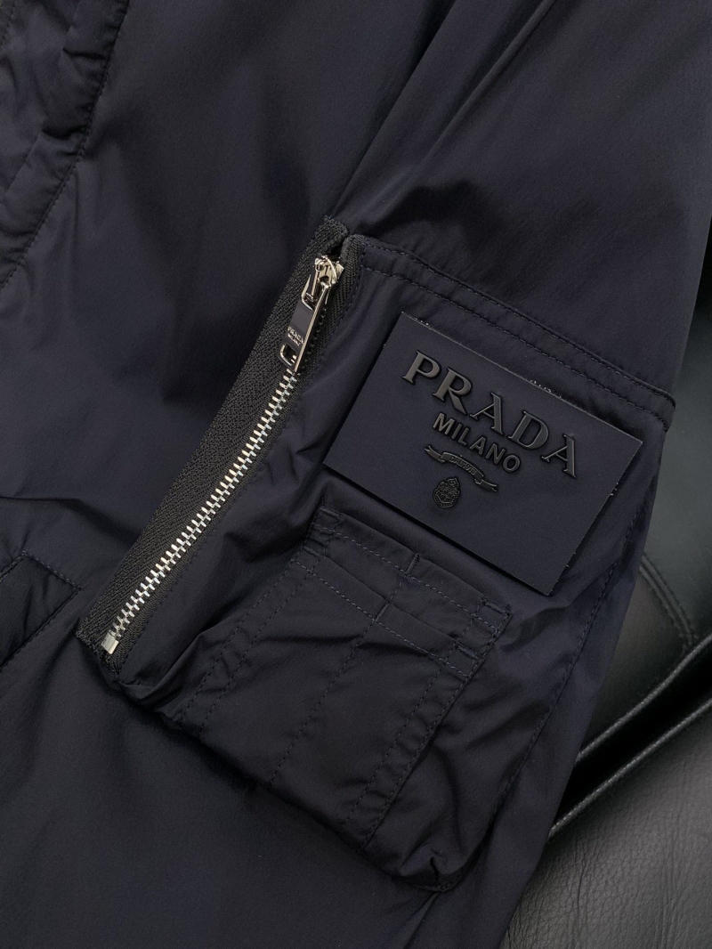 Pra*a outwear